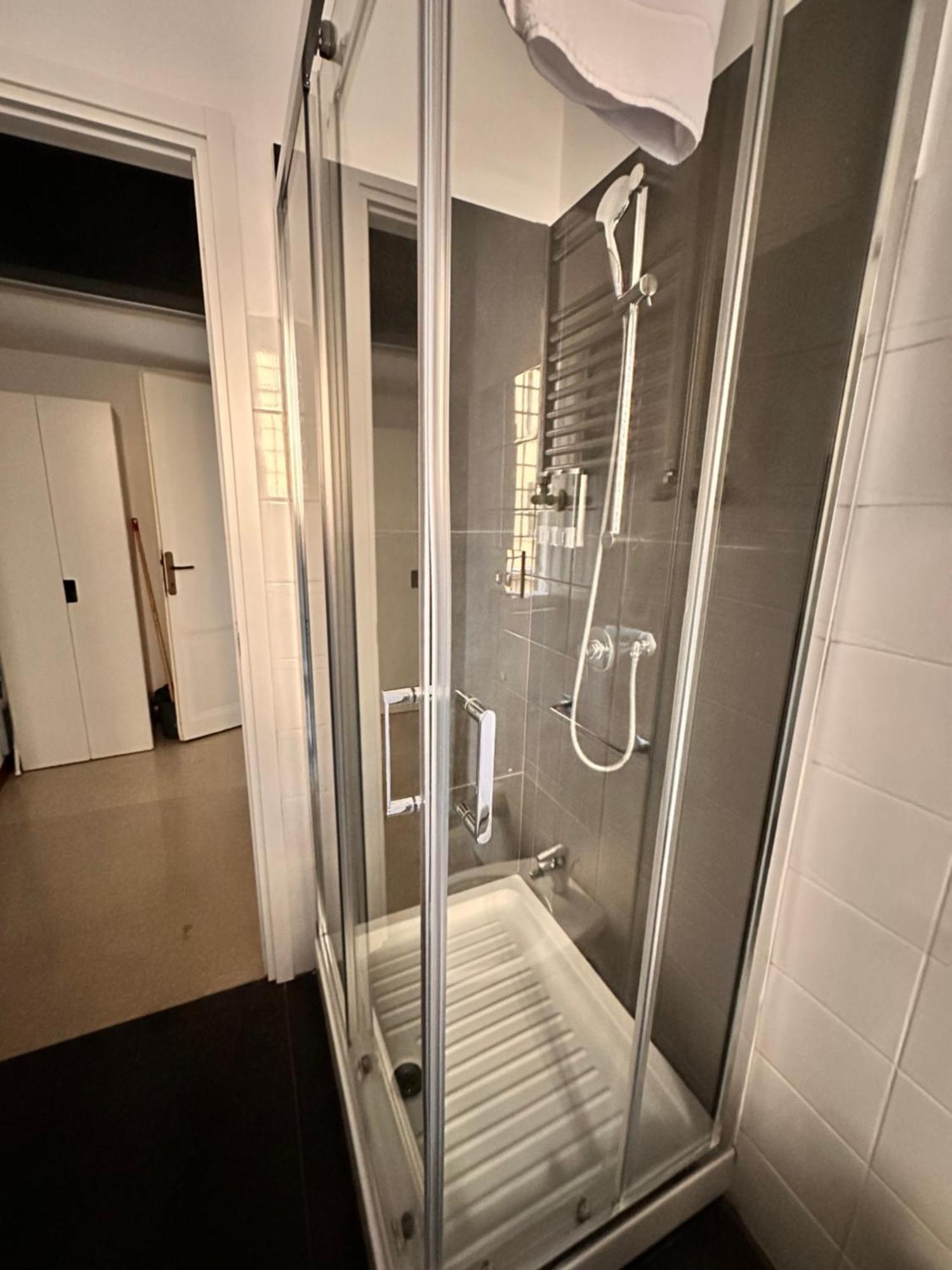 C&Y Apartments - Roma Prati - Luxury Double Studio With Kitchen Buitenkant foto