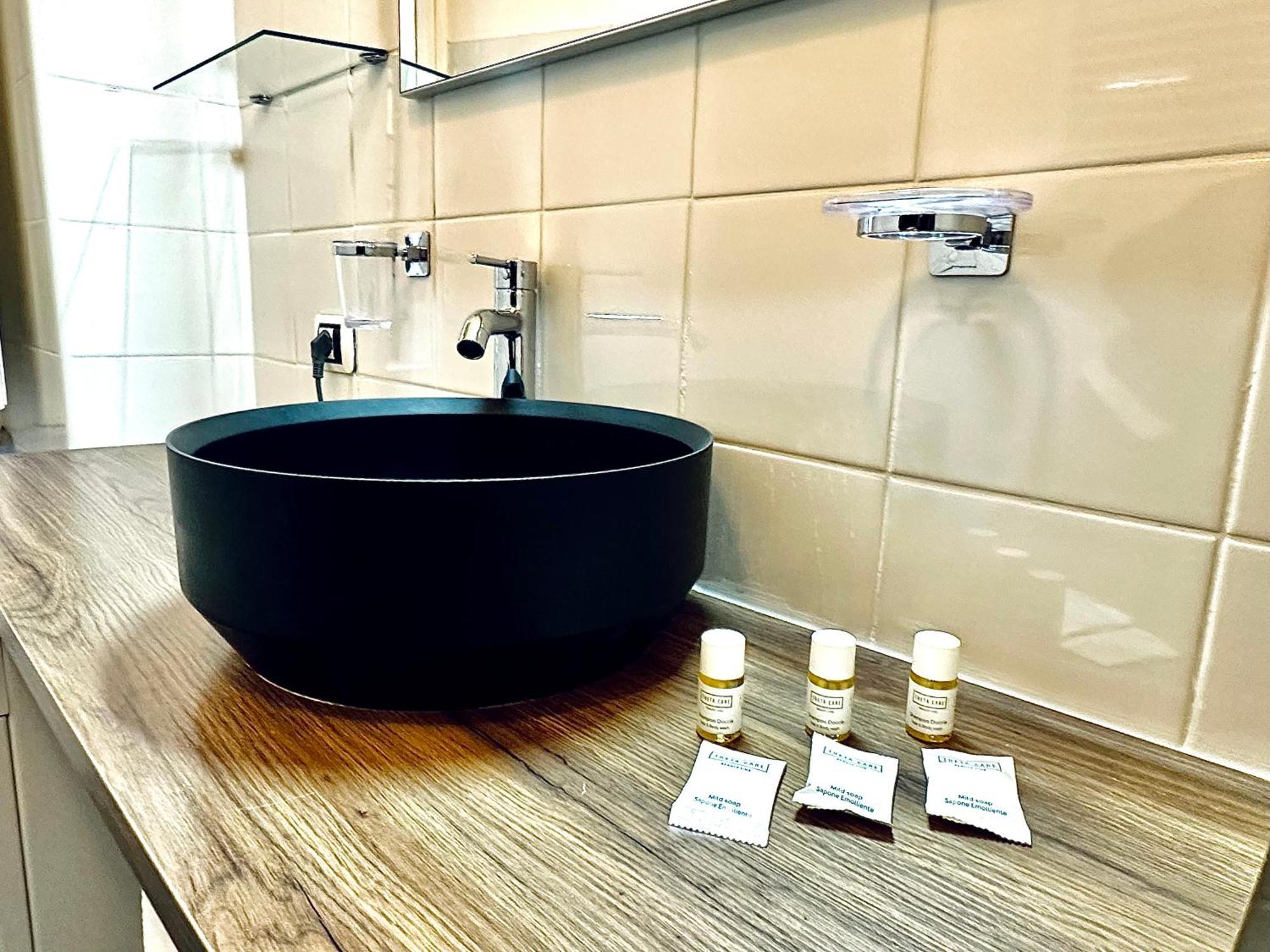 C&Y Apartments - Roma Prati - Luxury Double Studio With Kitchen Buitenkant foto